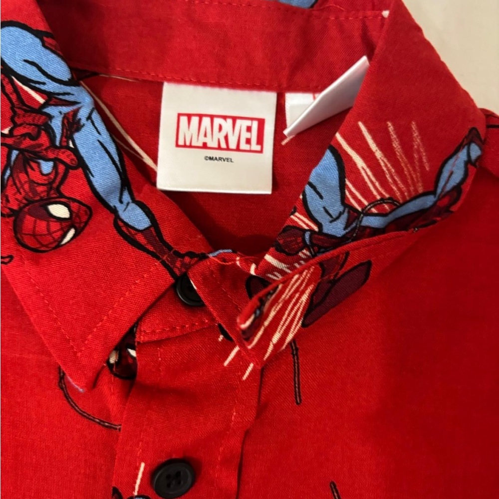Marvel Red and Blue Spider-Man Men's Shirt